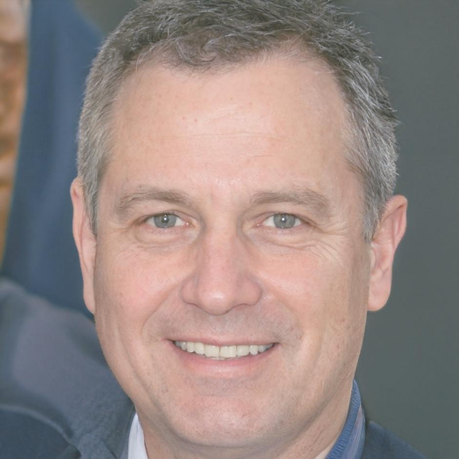 Professional headshot of experienced finance educator and industry specialist